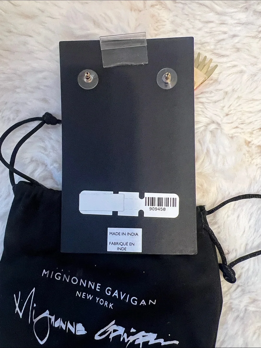 Mignonne Gavigan vibrant fan
